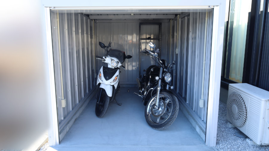 ガレージにV-RODとアドレス110を入れてみる。